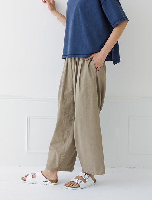 リラックスストレートパンツ
