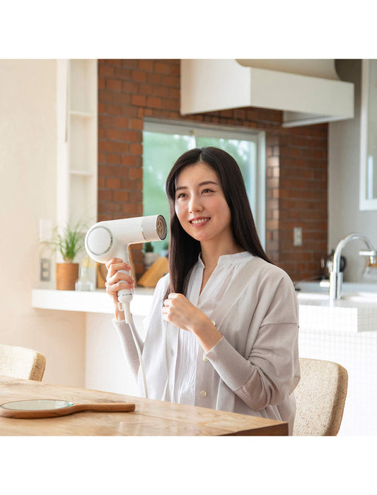【メーカー直送(送料込)】＜ツインバード＞髪を守り優しく乾かす ケアドライヤー