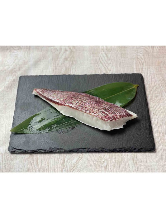 【お取り寄せ(送料込)】＜宇和島プロジェクト＞「みかん鯛」皮つきロイン(1尾4P）